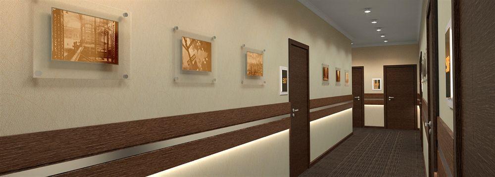 Bonapart Hotel By Uhm Киев Екстериор снимка